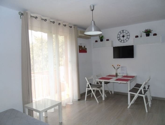 2 Schlafzimmer Wohnung in Sant Marti, Spain, Nr. 246368
