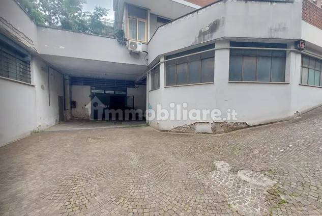 Armazém em Rome, Italy 670 m² N.º 202424