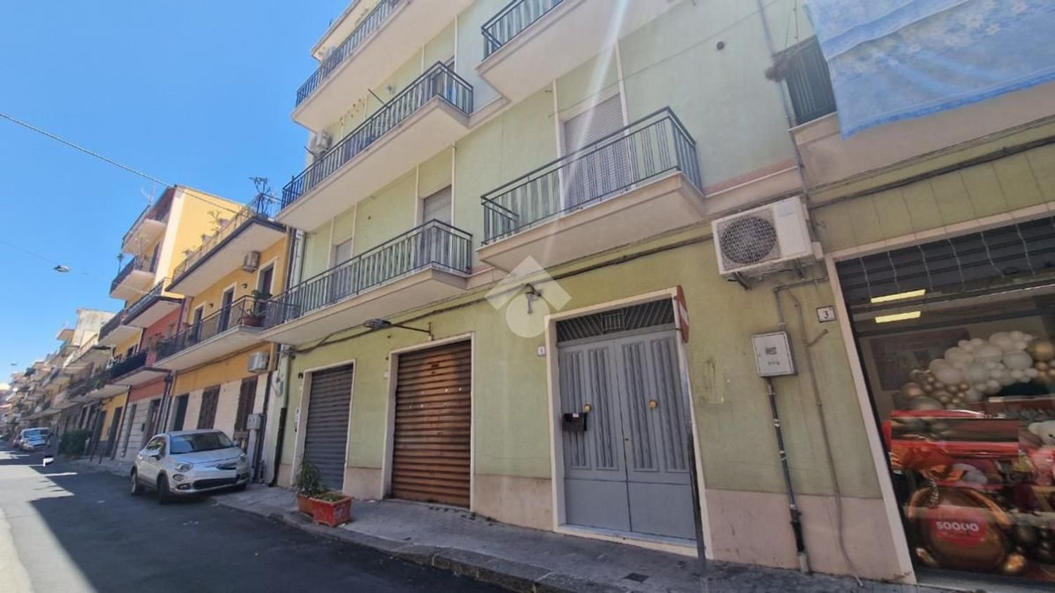 Apartamento de 3 dormitorios en Aci Catena, Italy No. 338679