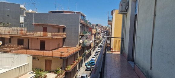 Apartamento de 3 dormitorios en Aci Catena, Italy No. 338679 27