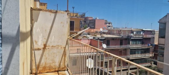 Apartamento de 3 dormitorios en Aci Catena, Italy No. 338679 21