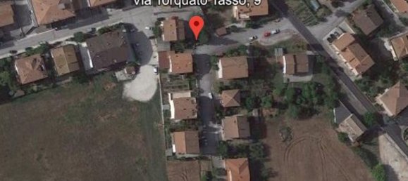 5 rooms Apartment in Morrovalle, Italy No. 95255 3