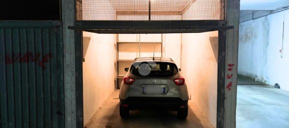 Квартира с 4 комнатами в Лечче, Италия № 143166 25