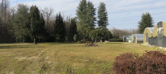 40000m² Land in Varallo Pombia, Italy No. 49737 7