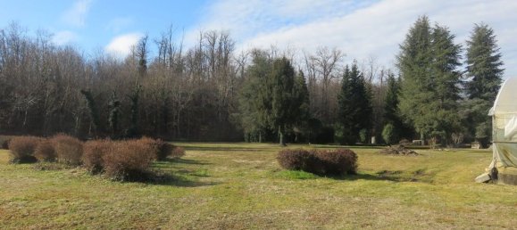 40000m² Land in Varallo Pombia, Italy No. 49737 17