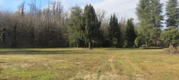 40000m² Land in Varallo Pombia, Italy No. 49737 11