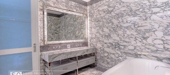 Apartamento com 2 quartos em condomínio em Sathon, Thailand N.º 66377 7