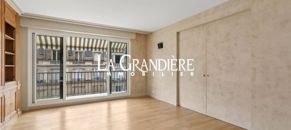 1 bedroom Apartment in Paris, France No. 351588 6
