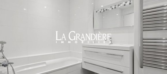 1 bedroom Apartment in Paris, France No. 351588 10