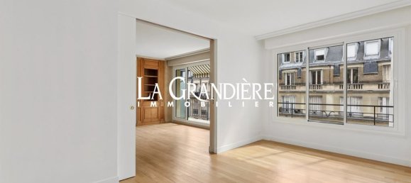 1 bedroom Apartment in Paris, France No. 351588 5