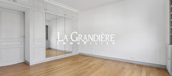 1 bedroom Apartment in Paris, France No. 351588 9