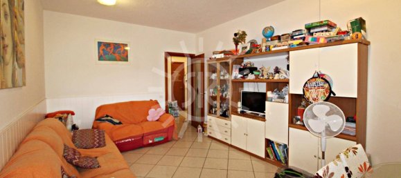 3 bedrooms Apartment in Bologna, Italy No. 355783 3