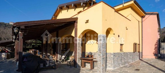 3 bedrooms Villa in Albisola Superiore, Italy No. 106005 2