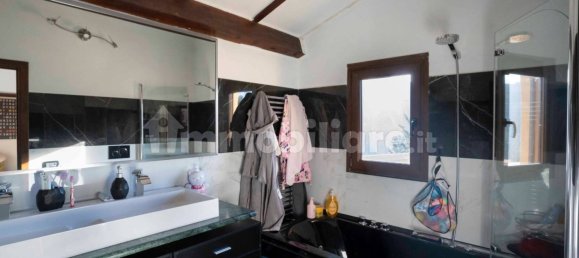 3 bedrooms Villa in Albisola Superiore, Italy No. 106005 13