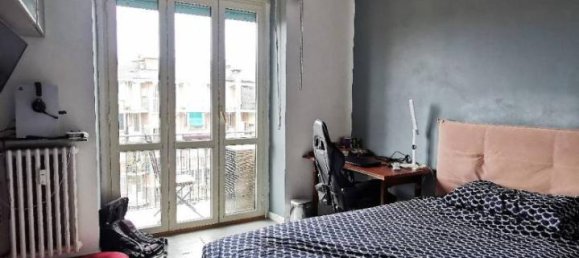 4 rooms Apartment in Turin, Italy No. 33338 10