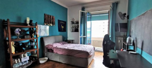 4 rooms Apartment in Turin, Italy No. 33338 4