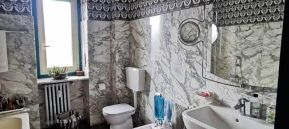 4 rooms Apartment in Turin, Italy No. 33338 18