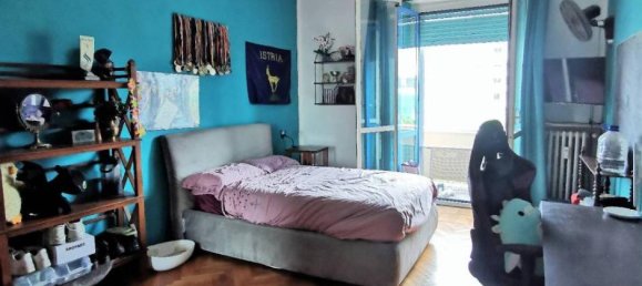 4 rooms Apartment in Turin, Italy No. 33338 6