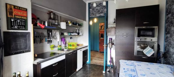4 rooms Apartment in Turin, Italy No. 33338 3