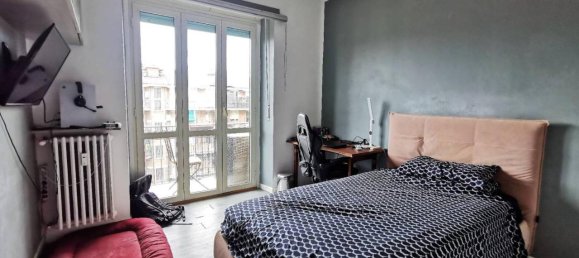 4 rooms Apartment in Turin, Italy No. 33338 9
