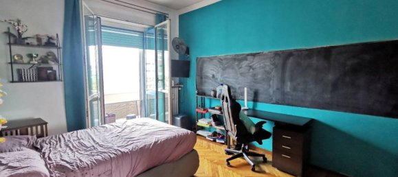 4 rooms Apartment in Turin, Italy No. 33338 5