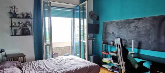 4 rooms Apartment in Turin, Italy No. 33338 7