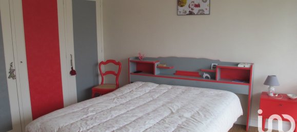 3 bedrooms House in Saint-Quentin, France No. 71723 12