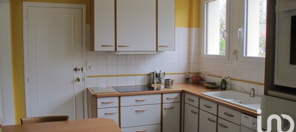 3 bedrooms House in Saint-Quentin, France No. 71723 8