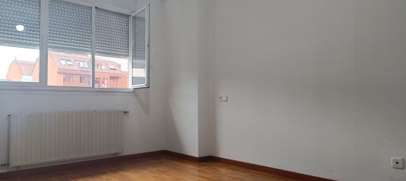 4 Schlafzimmer Stadthaus in Oviedo, Spain, Nr. 162785 30
