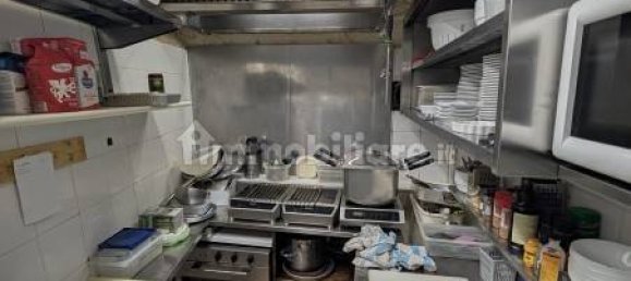 2 rooms Commercial property in Genoa, Italy No. 282968 12