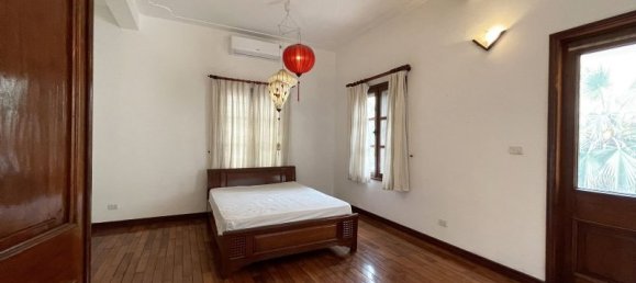 5 bedrooms Villa in Tay Ho, Vietnam No. 414 14