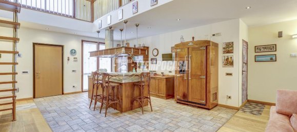 4 rooms Villa in Borgo Ticino, Italy No. 37770 9