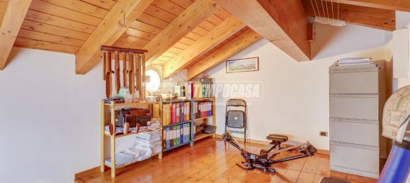 4 rooms Villa in Borgo Ticino, Italy No. 37770 37