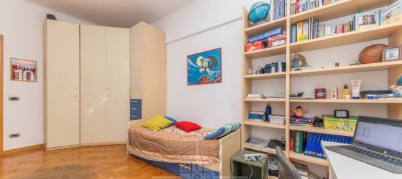 3 bedrooms Apartment in Rome, Italy No. 273956 16