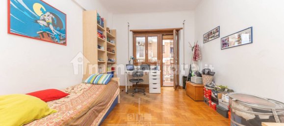 3 bedrooms Apartment in Rome, Italy No. 273956 18