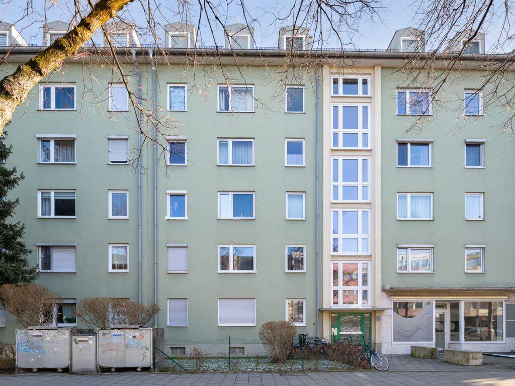 2 rooms Apartment in Munich, Germany No. 244536