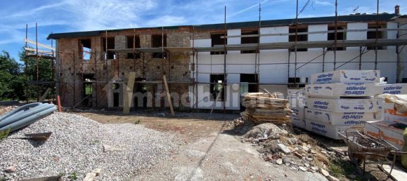 Дом с 3 спальнями в Мира, Италия № 118259 12