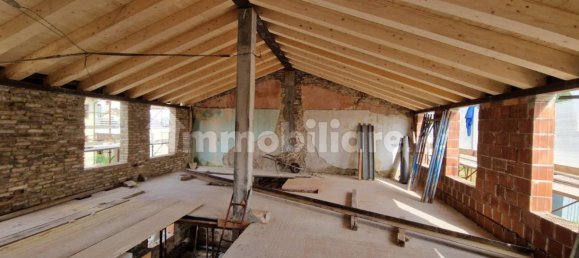 Дом с 3 спальнями в Мира, Италия № 118259 7