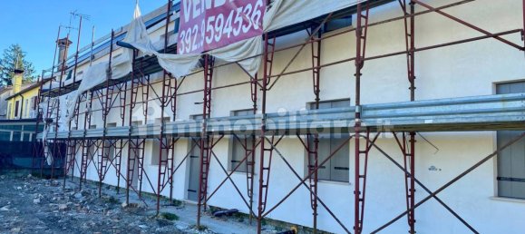 Дом с 3 спальнями в Мира, Италия № 118259 27