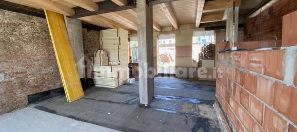 Дом с 3 спальнями в Мира, Италия № 118259 8