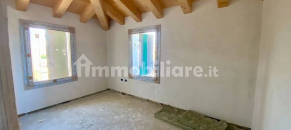 Дом с 3 спальнями в Мира, Италия № 118259 19