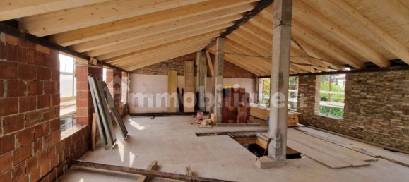 Дом с 3 спальнями в Мира, Италия № 118259 13