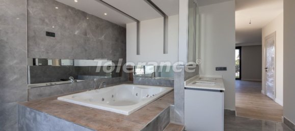 Villa 5+1 in Antalya, Turkey No. 2136 19