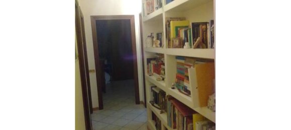 Apartamento de 2 dormitorios en Monterotondo, Italy No. 254066 4