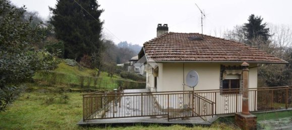 3 Schlafzimmer Villa in Turin, Italy, Nr. 15723 14