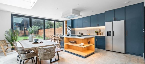 Дом с 5 спальнями в Лондон, Великобритания № 5355 3