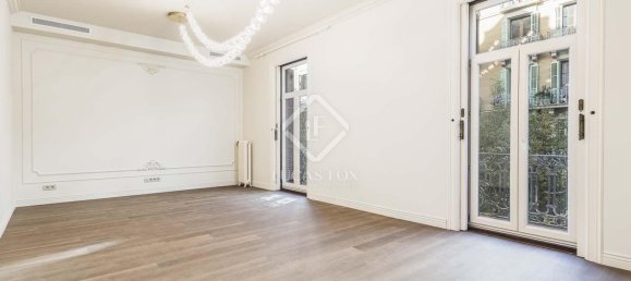 4 chambres Appartement à Barcelona, Spain No. 58667 3