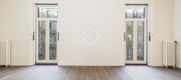 4 chambres Appartement à Barcelona, Spain No. 58667 6