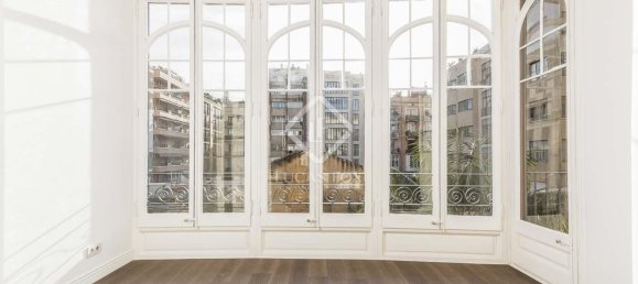 4 chambres Appartement à Barcelona, Spain No. 58667 20