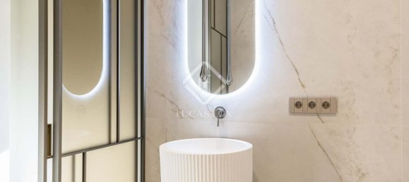 4 chambres Appartement à Barcelona, Spain No. 58667 33